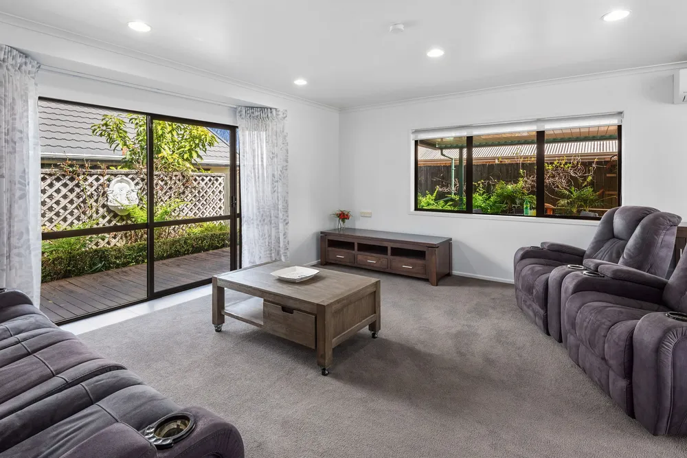 Photos of 73B King Street