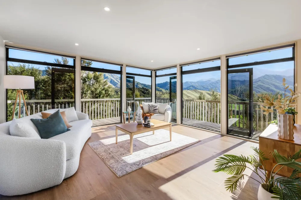 Photos of 140 Leslies Road