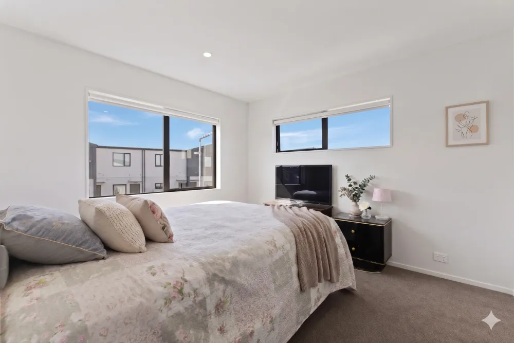 Photos of 1 Tupara Street