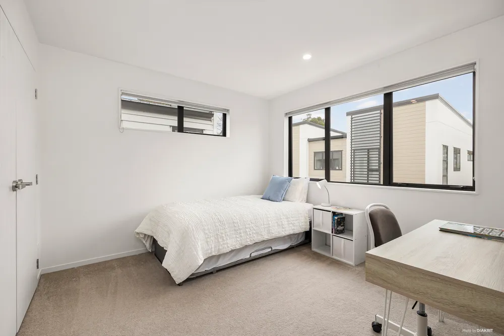 Photos of 11B Sloane Street