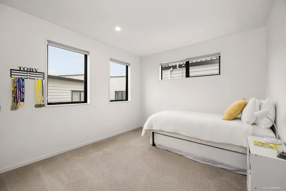 Photos of 11B Sloane Street