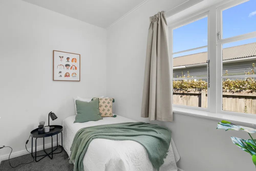 Photos of 70 Conway Street