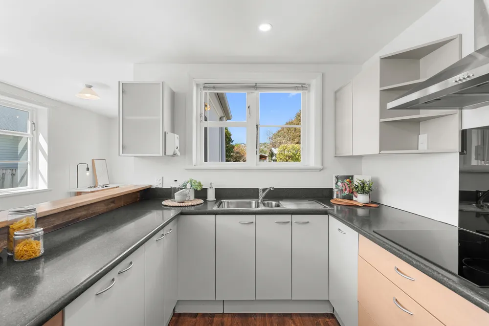 Photos of 70 Conway Street