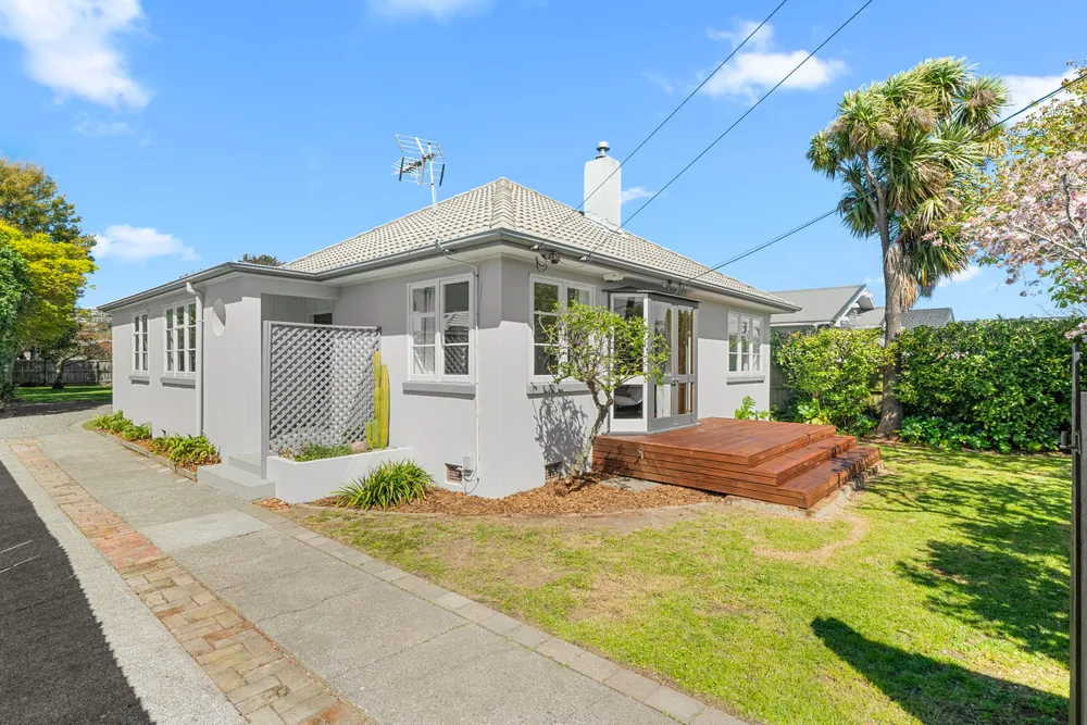 Photos of 70 Conway Street