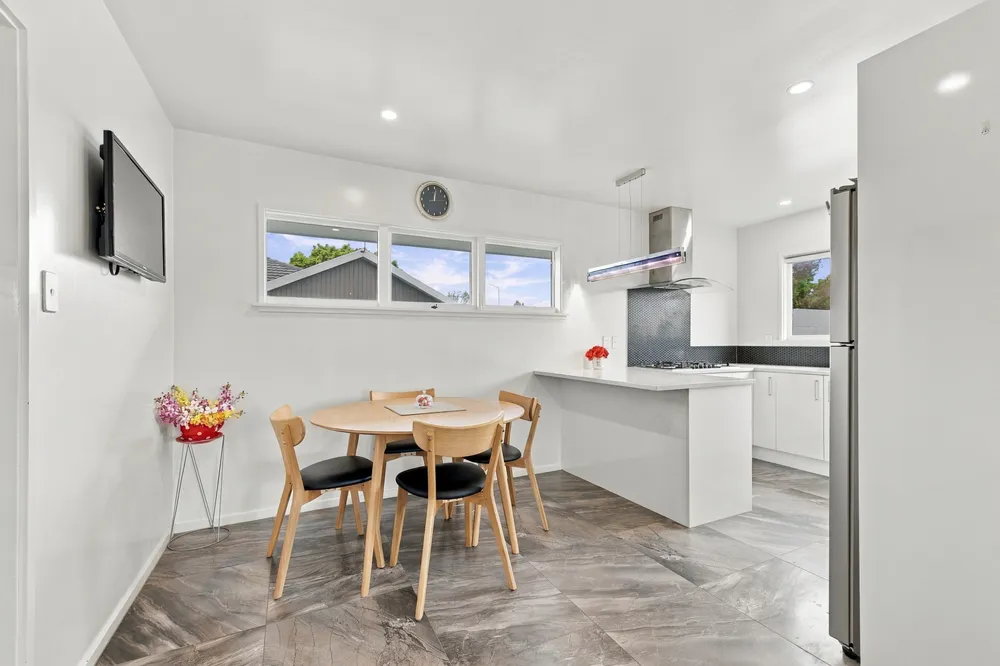 Photos of 1/212 Waimairi Road