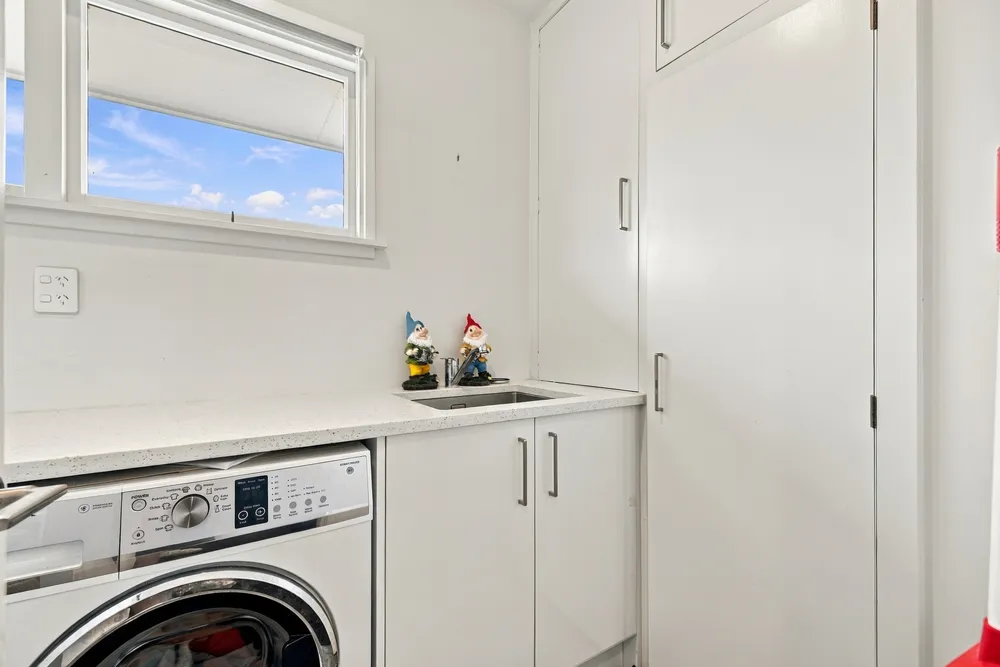 Photos of 1/212 Waimairi Road