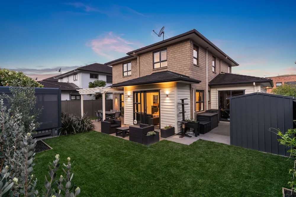 Photos of 9 Wynne Gray Avenue