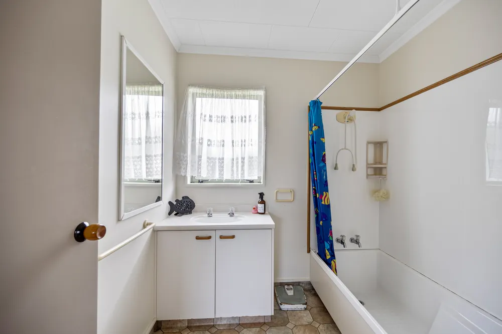 Photos of 9 Macdonald Street