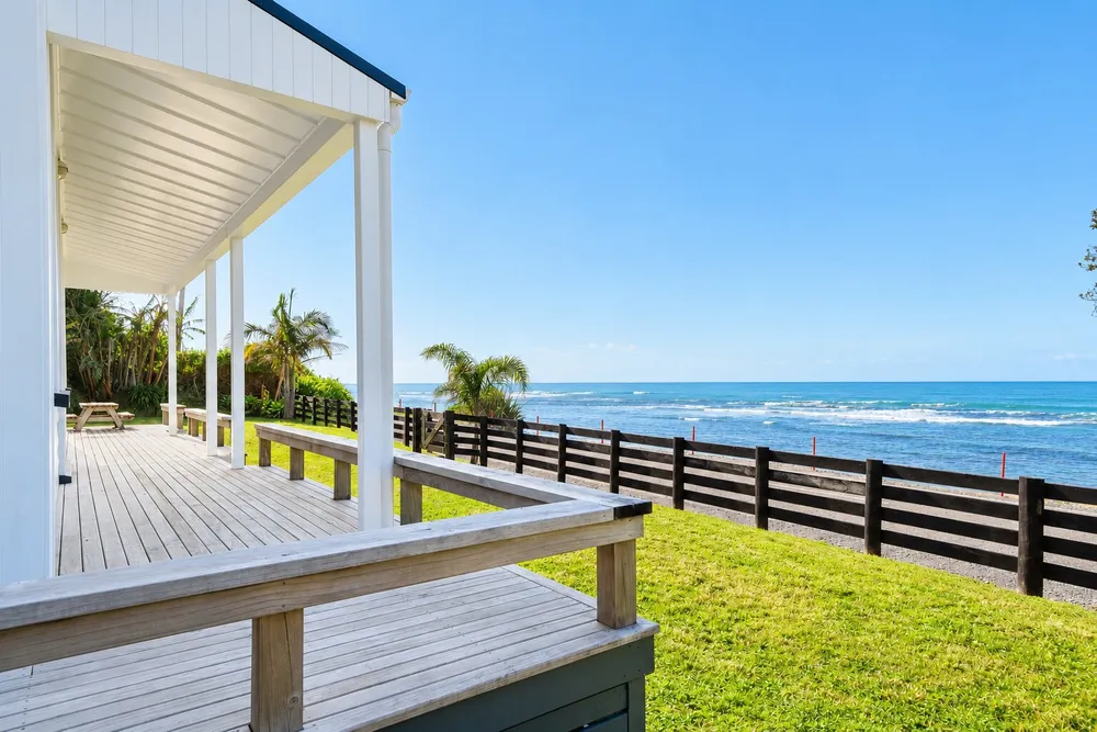 Photos of 165 Beach Road