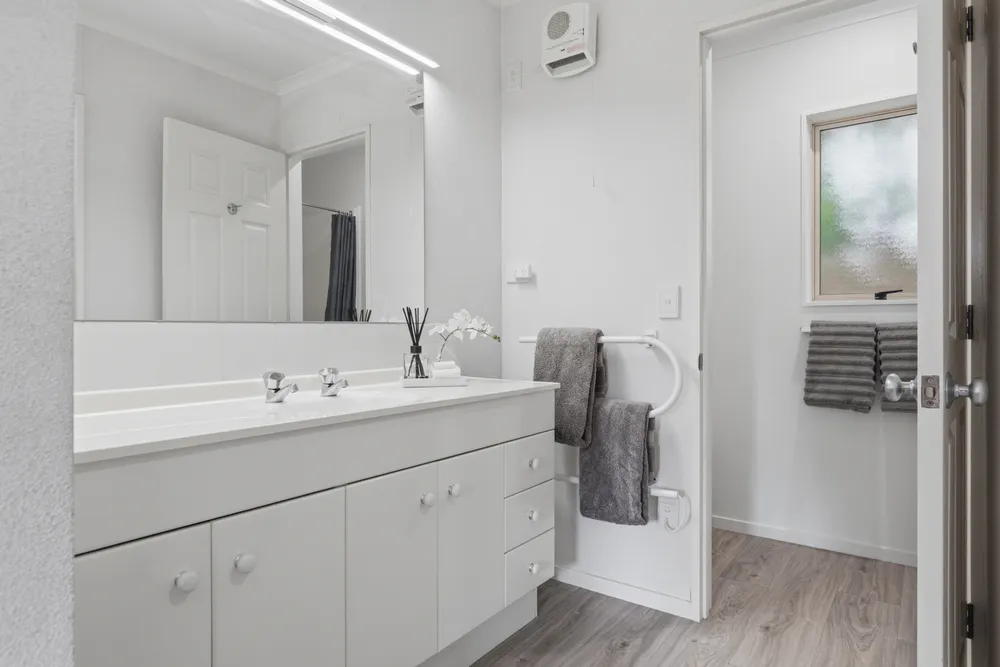 Photos of 17 Cellarmans Street