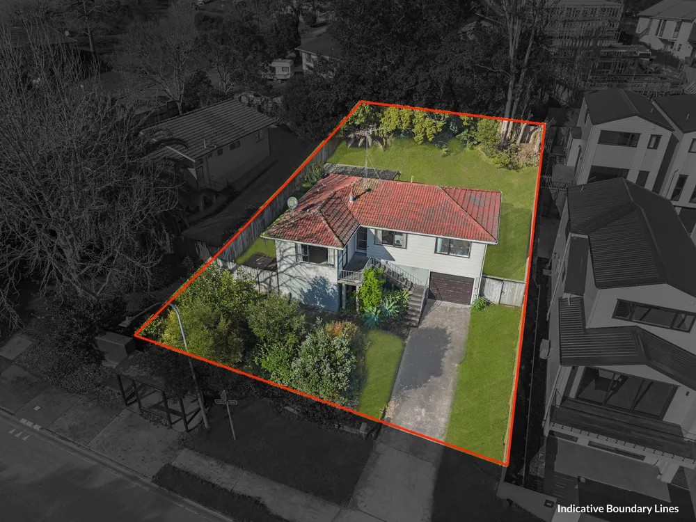 Photos of 55 Oaktree Avenue