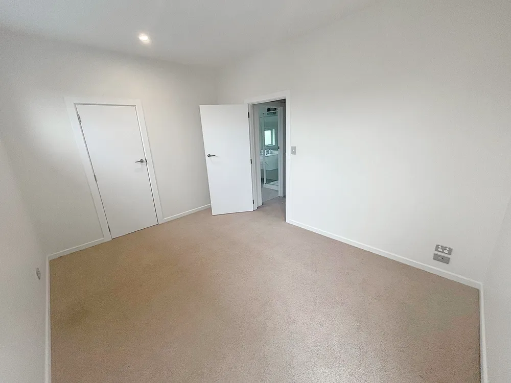 Photos of 120 Park Terrace