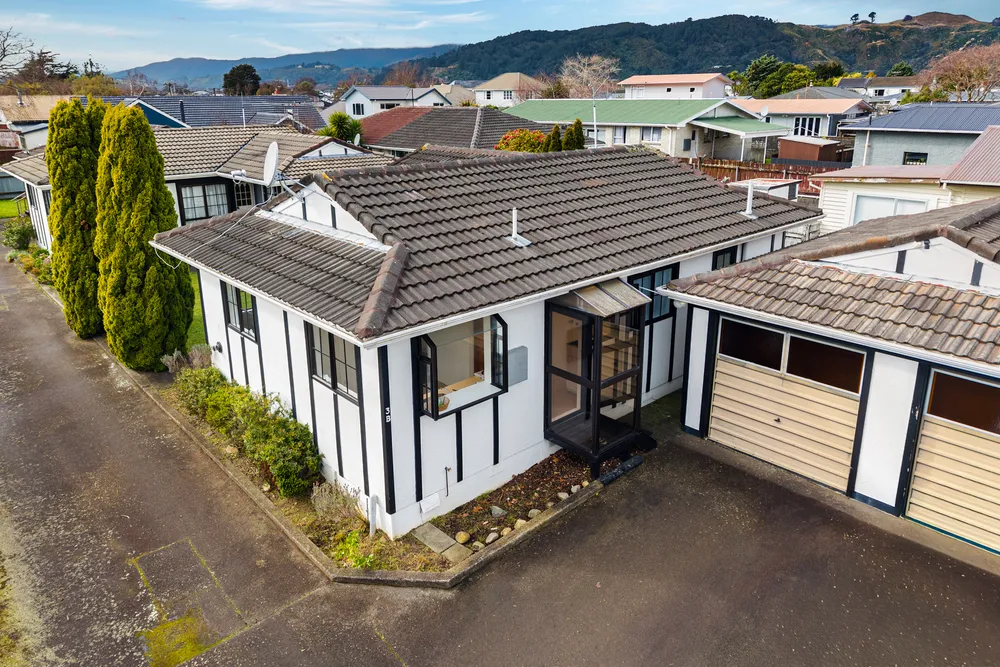 Photos of 64 Wellington Road