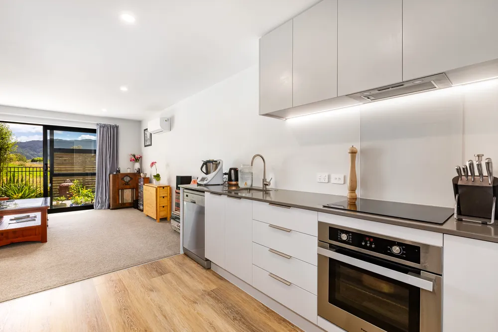 Photos of 64 Wellington Road