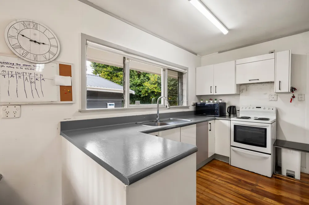 Photos of 209 Henderson Valley Road