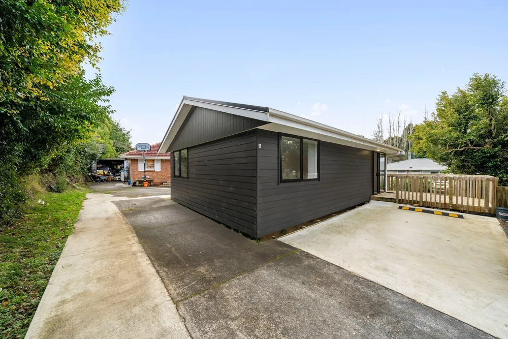 Photos of 209 Henderson Valley Road