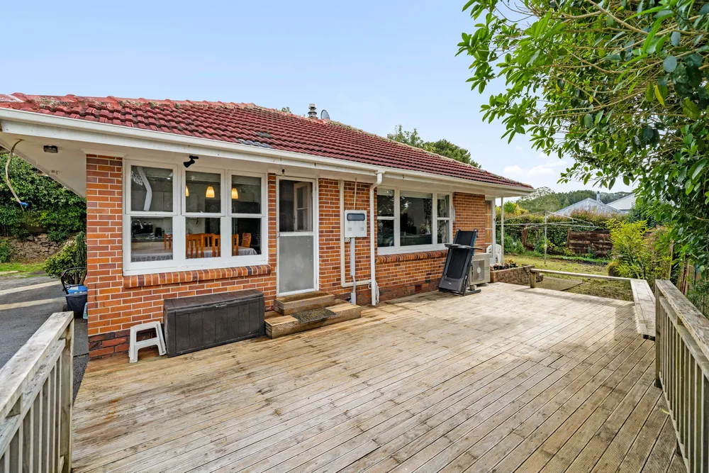 Photos of 209 Henderson Valley Road