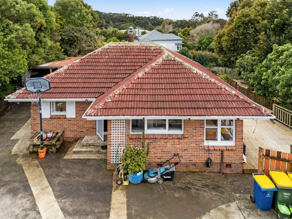 Photos of 209 Henderson Valley Road