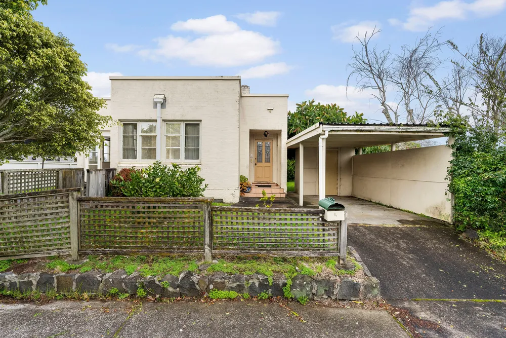 Photos of 1/1 Tokomaru Street