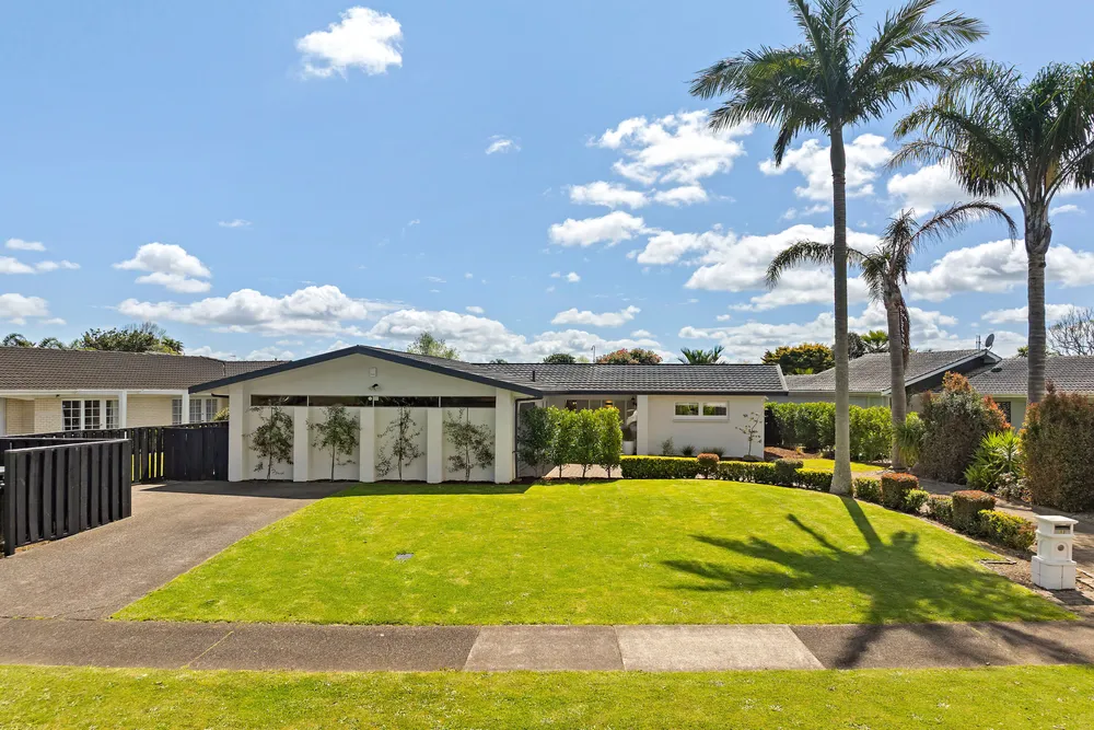 Photos of 13 Barnhill Crescent