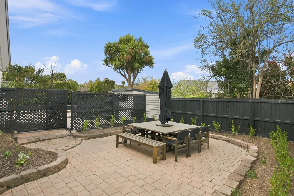 Photos of 17B Kruse Place