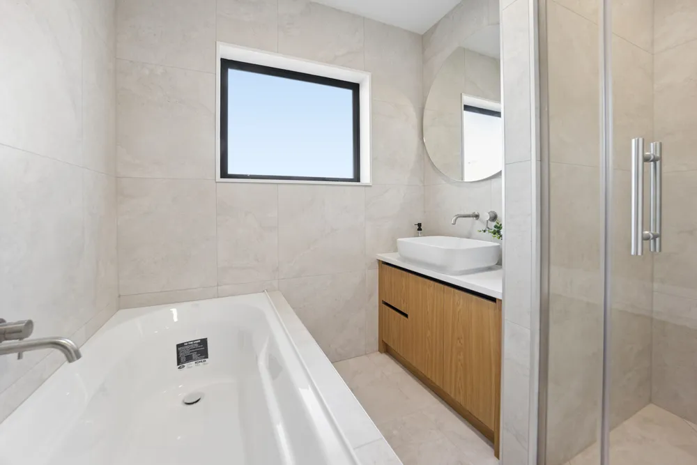 Photos of 3/43 Alverston Street