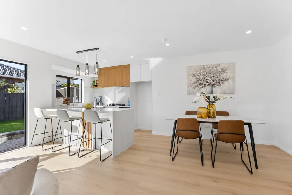 Photos of 3/43 Alverston Street