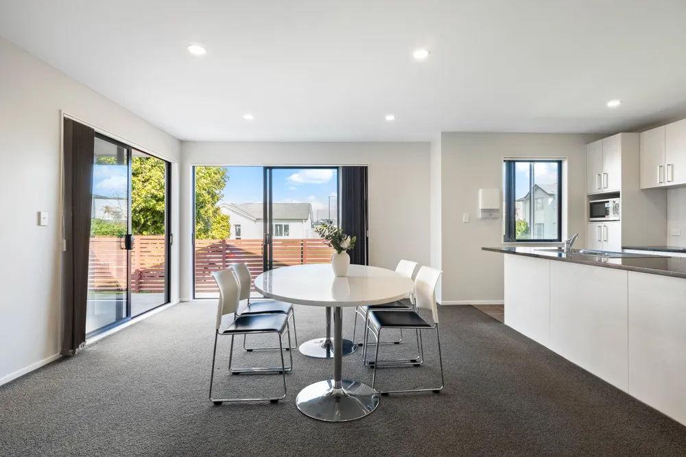 Photos of 11 Soaring Bird Drive