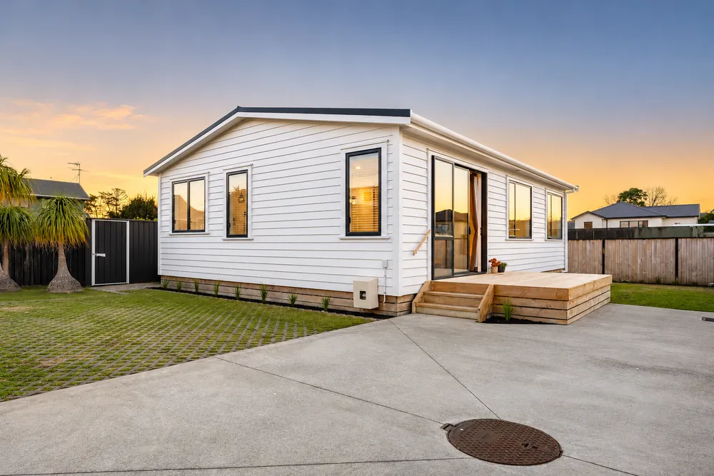 Photos of 196a Beach Haven Road