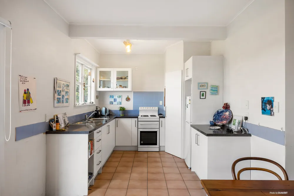 Photos of 23 Te Arawa Street
