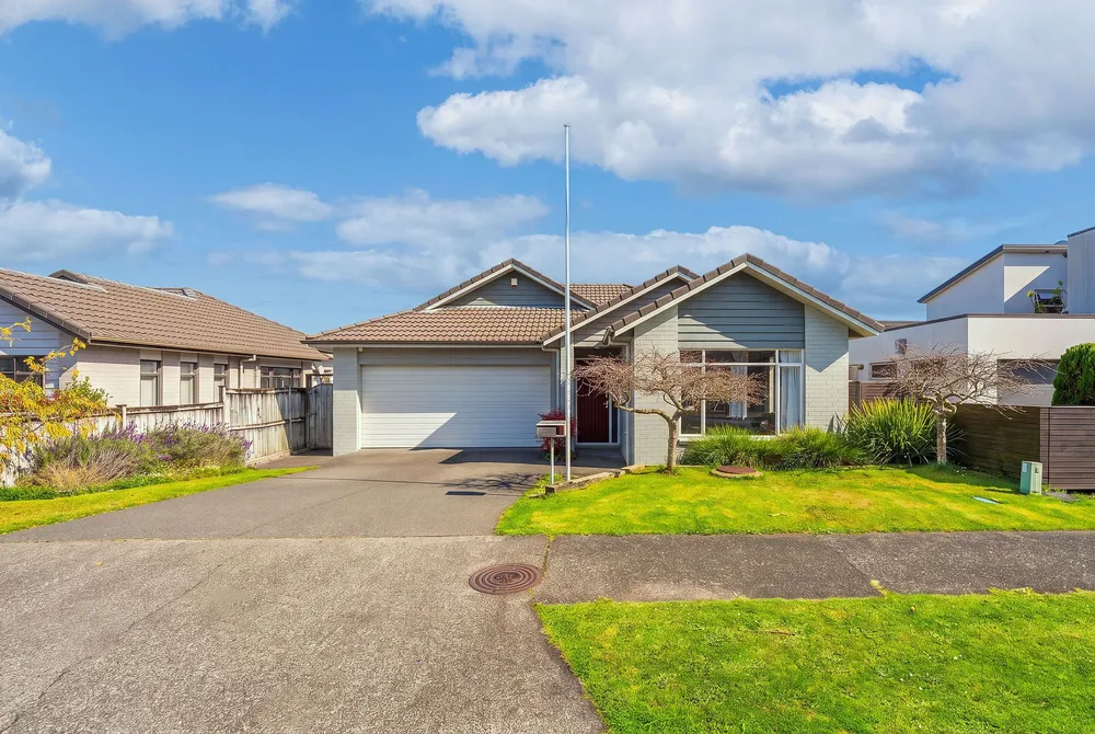 Photos of 55 Coachman Drive