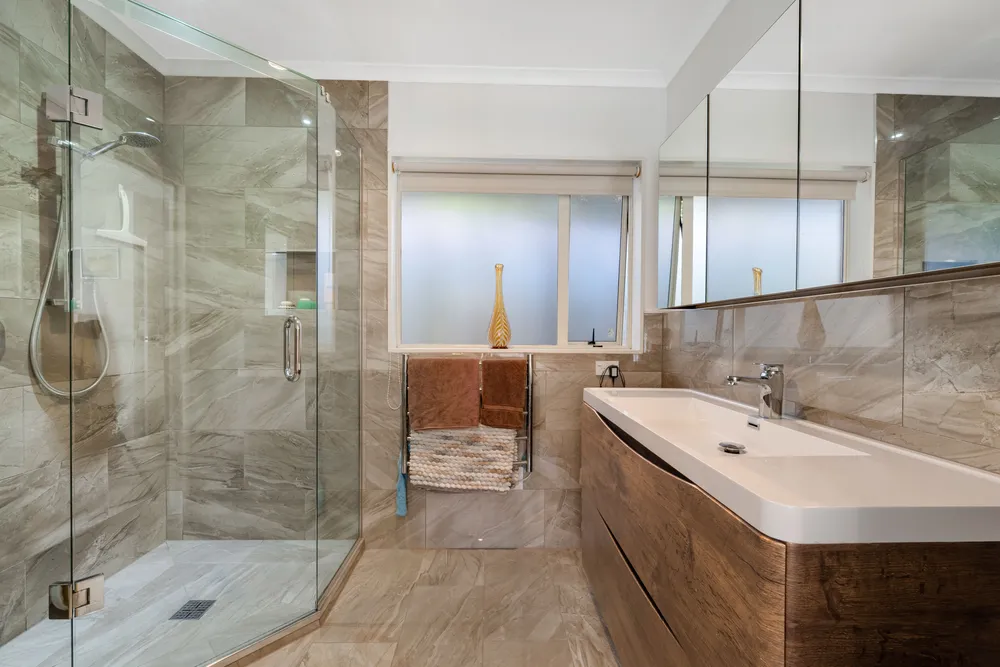 Photos of 11 Gillett Place