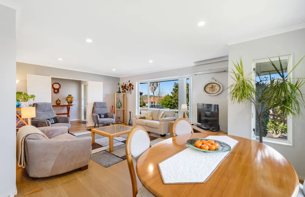 Photos of 11 Gillett Place