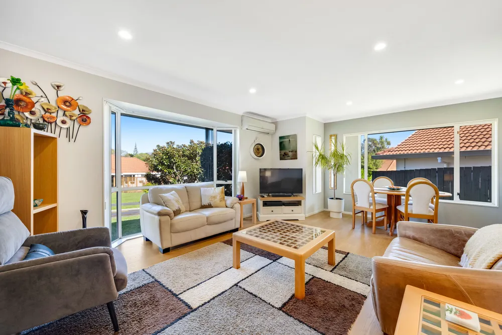 Photos of 11 Gillett Place