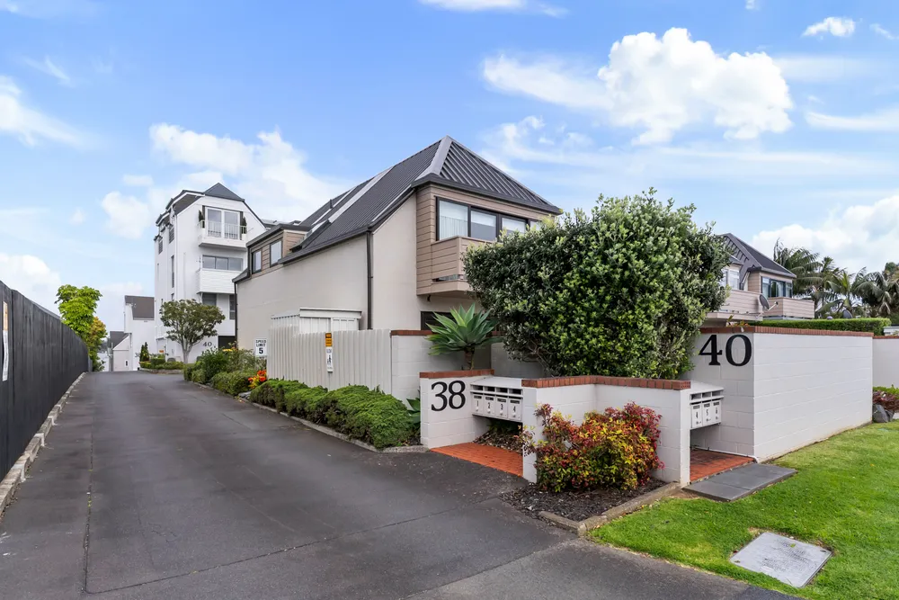 Photos of 7/38 Kitchener Road