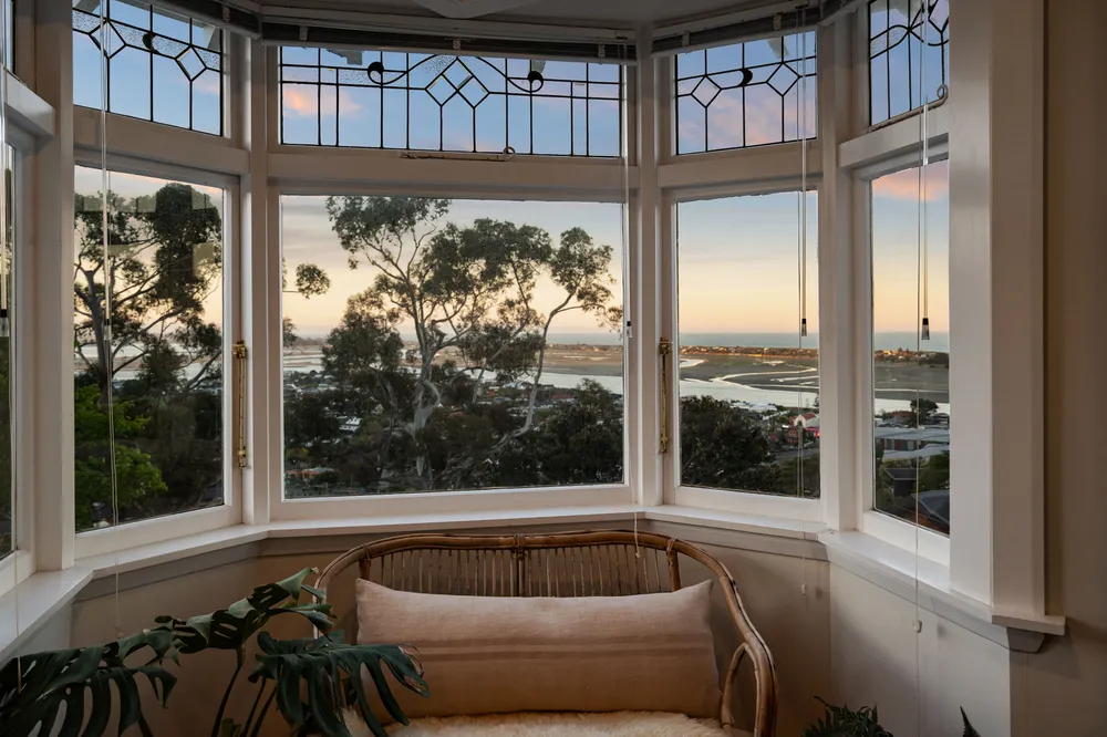 Photos of 62 Moncks Spur Road