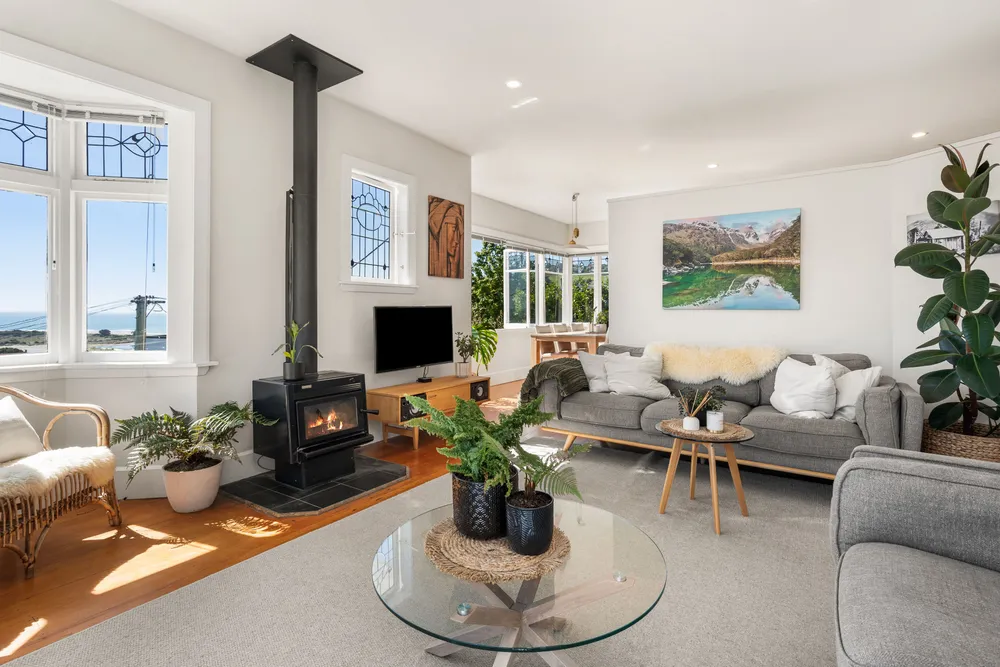 Photos of 62 Moncks Spur Road