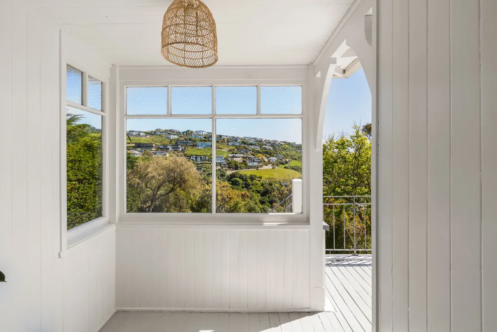 Photos of 62 Moncks Spur Road