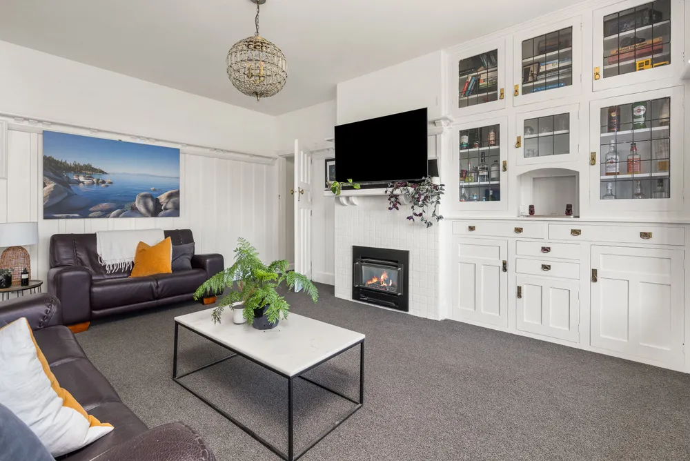 Photos of 62 Moncks Spur Road