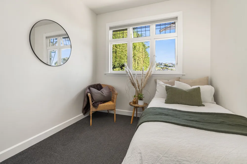 Photos of 62 Moncks Spur Road