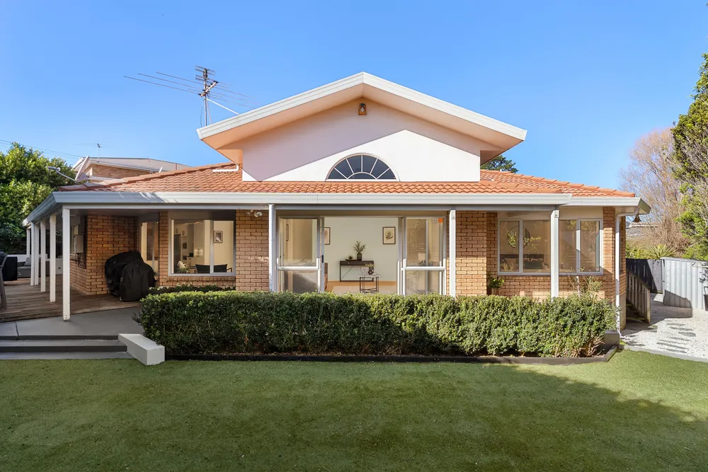 Photos of 9 Berridge Avenue