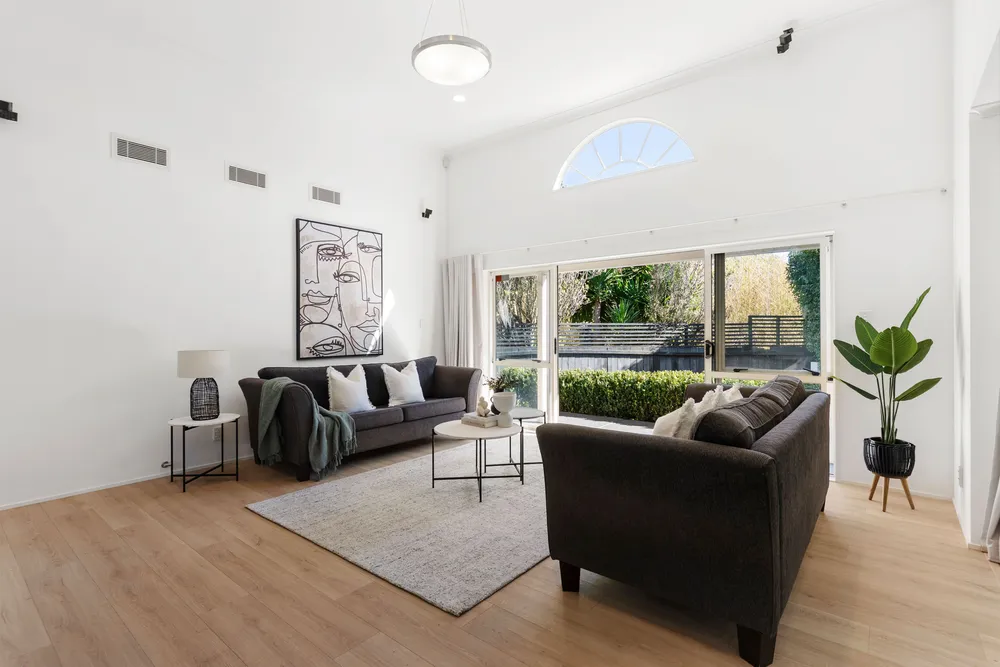 Photos of 9 Berridge Avenue