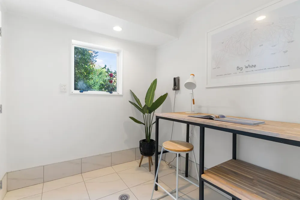 Photos of 9 Berridge Avenue