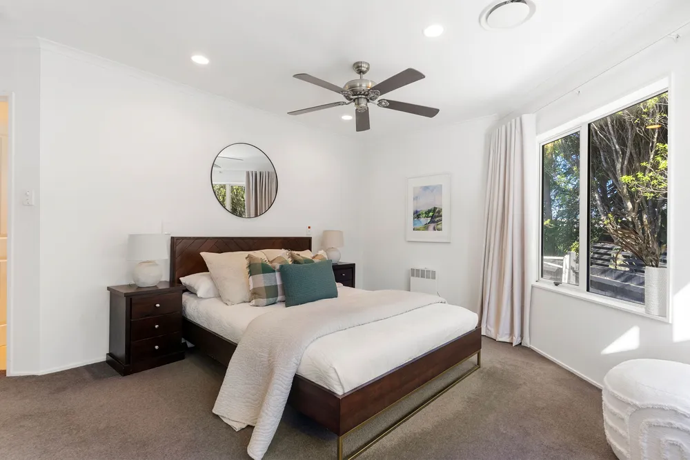 Photos of 9 Berridge Avenue