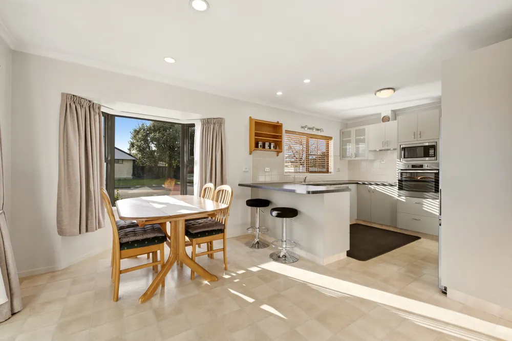 Photos of 44 Rearsby Drive