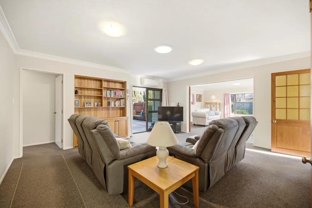 Photos of 44 Rearsby Drive
