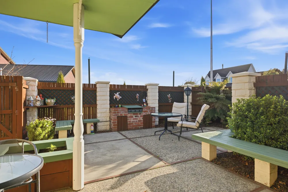 Photos of 44 Rearsby Drive