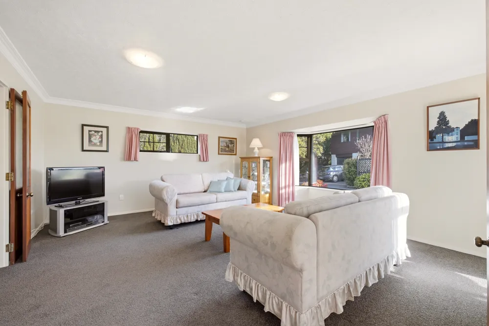 Photos of 44 Rearsby Drive