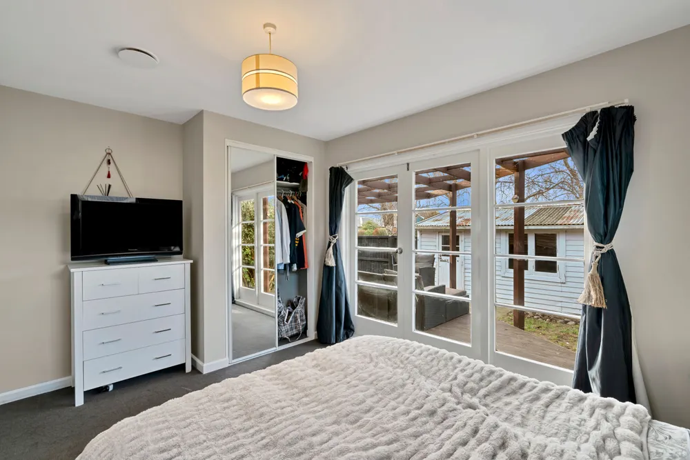 Photos of 1/137 Harewood Road