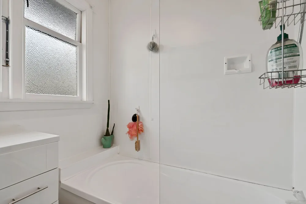 Photos of 1/137 Harewood Road